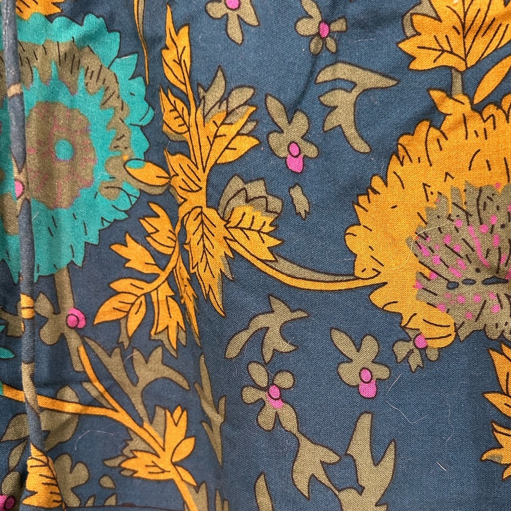 Natural Life Boho Floral Print Top in Blue and Green - Picture 4 of 5